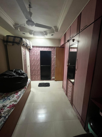 Available 2BHK Flat For Sale in Link Road, Malad West-2