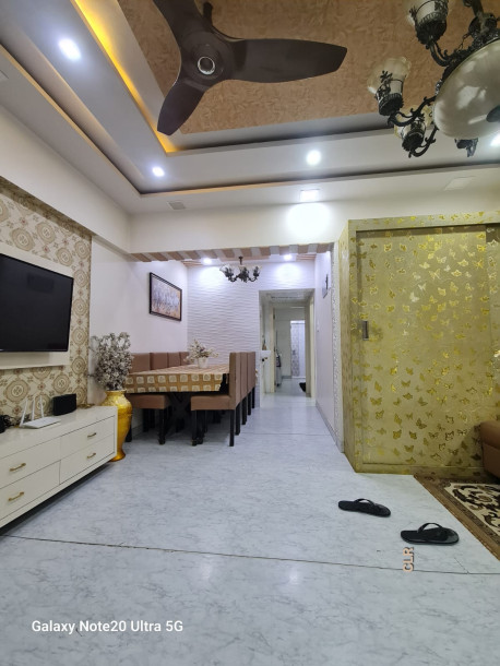 Furnished 2BHK Flat for Immediate Sale in Malad West - Price 1.85 Cr (Neg.) BLUE ORBIT CHS LTD-1
