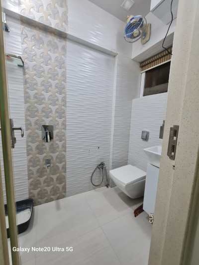 Furnished 2BHK Flat for Immediate Sale in Malad West - Price 1.85 Cr (Neg.) BLUE ORBIT CHS LTD-5