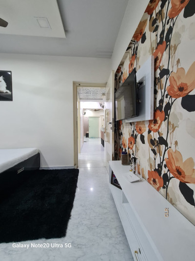 Furnished 2BHK Flat for Immediate Sale in Malad West - Price 1.85 Cr (Neg.) BLUE ORBIT CHS LTD-3