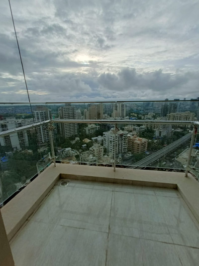 Available 3.5BHK Flat For Sale In AURIS SERENITY -T-2- Malad West-8