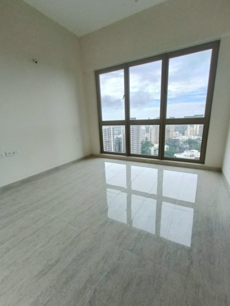 Available 3.5BHK Flat For Sale In AURIS SERENITY -T-2- Malad West-1